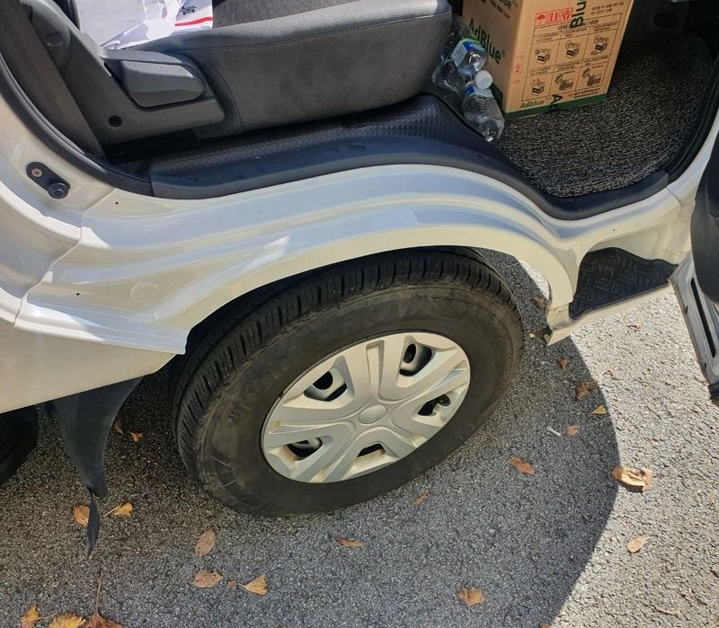 중고농기계님의 장터 판매 상품 [봉고3 포터2 마이티 메가트럭 적재함문짝 1톤화물차 휀다부식 수리하세요] 첨부 사진