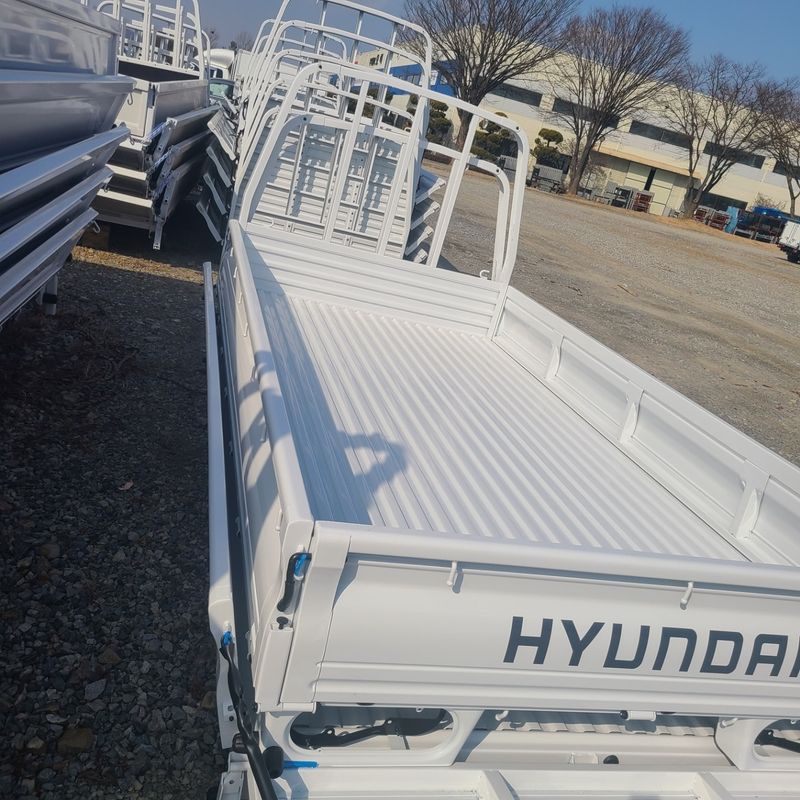 중고농기계님의 장터 판매 상품 [봉고3 포터2 마이티 메가트럭 적재함문짝 1톤화물차 휀다부식 수리하세요] 첨부 사진