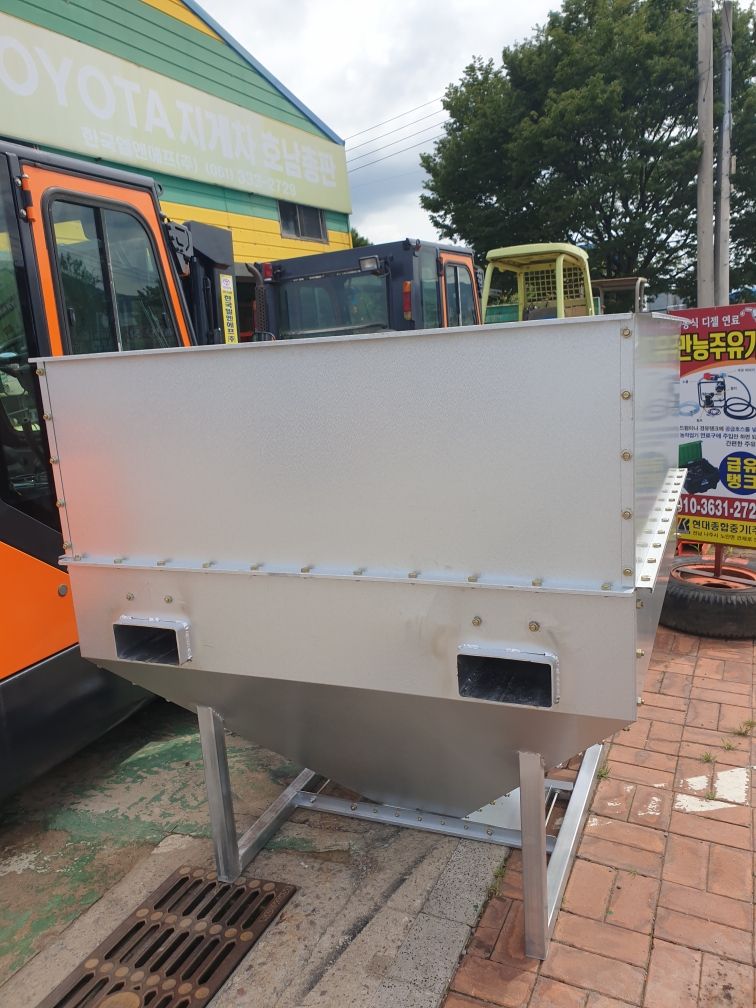 중고농기계님의 장터 판매 상품 [만능곡물이송적재함] 첨부 사진