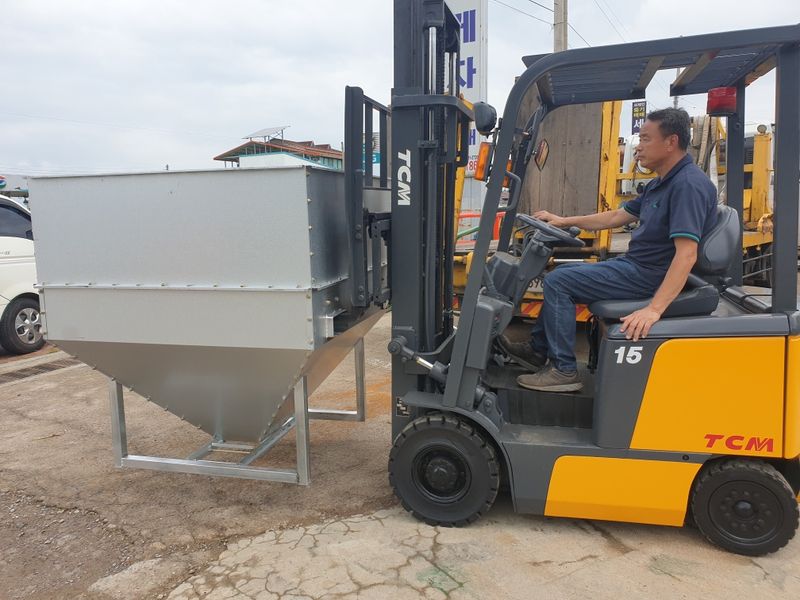 중고농기계님의 장터 판매 상품 [만능곡물이송적재함] 첨부 사진