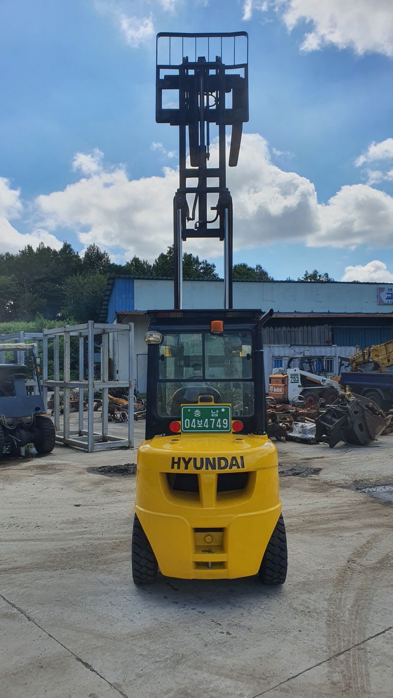박진성님의 장터 판매 상품 [3톤 3단 지게차 (판매완료)] 첨부 사진