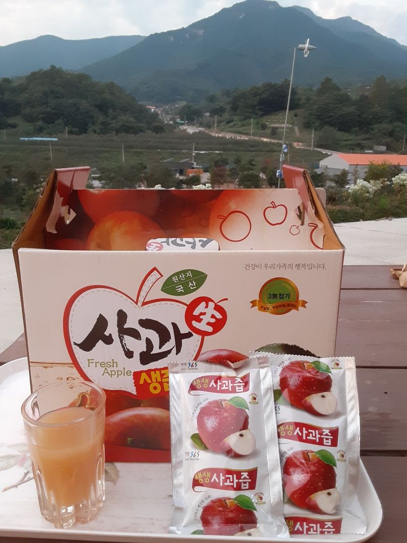 장터 상품 [사과 즙 50포 1박스 _25000  2박스 _40000] 썸네일