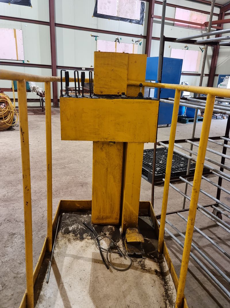 천석한님의 장터 판매 상품 [이동식 리프트] 첨부 사진