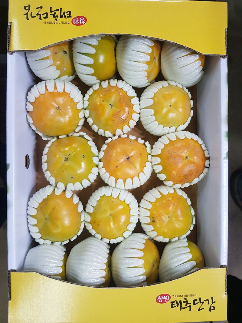 장터 상품 [태추단감 4.5kg  17과 기준 30000] 썸네일