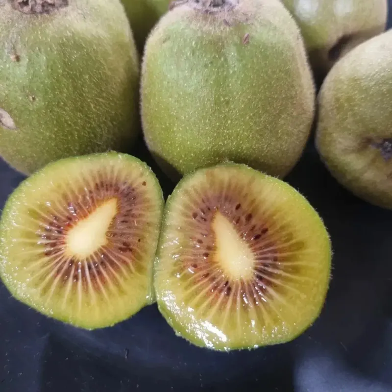 이승철님의 장터 판매 상품 [레드키위 3kg(24과수내외)36,000] 첨부 사진