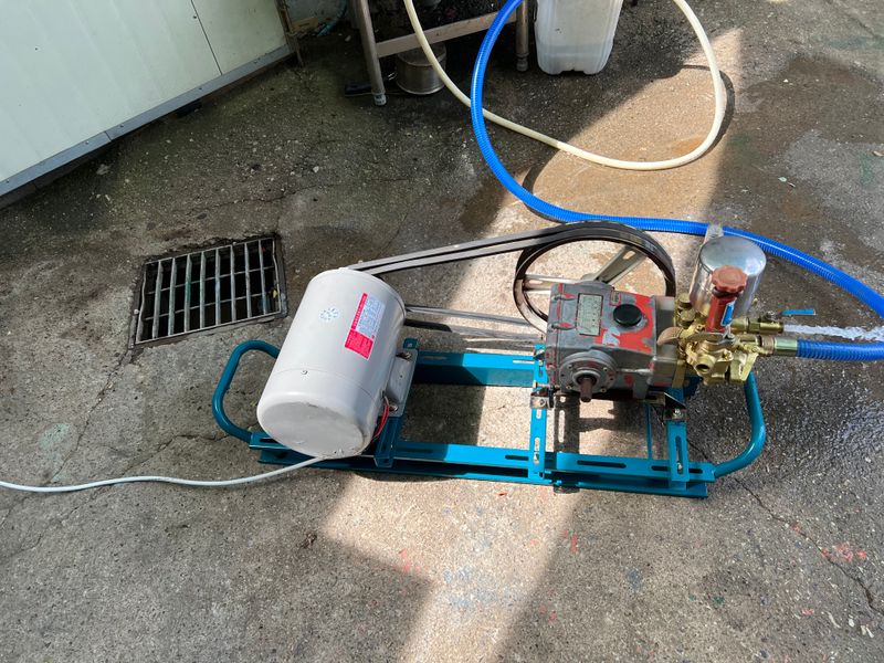 지봉근님의 장터 판매 상품 [동력 분무기] 첨부 사진