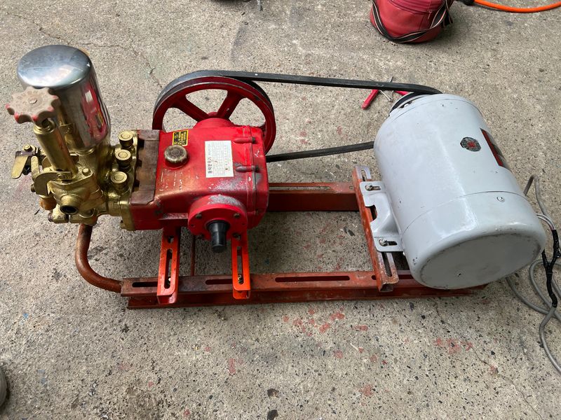 지봉근님의 장터 판매 상품 [동력 분무기] 첨부 사진