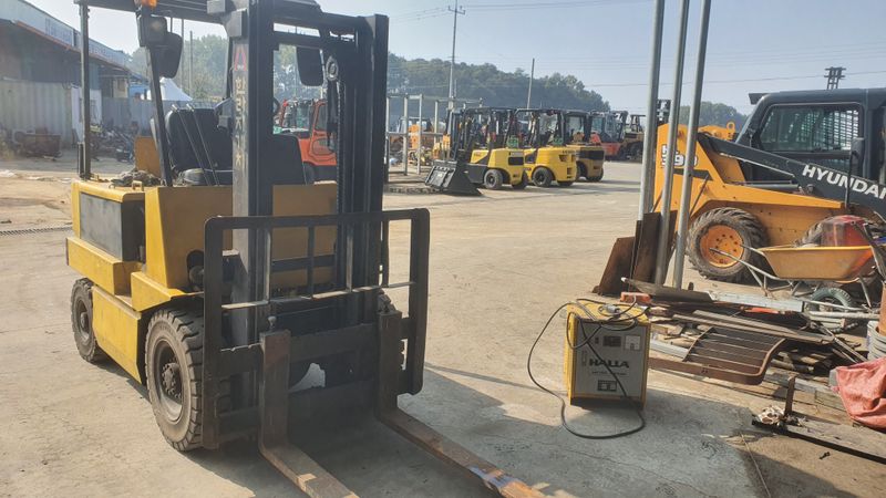 박진성님의 장터 판매 상품 [<판매완료> 전동 2.5톤 지게차] 첨부 사진