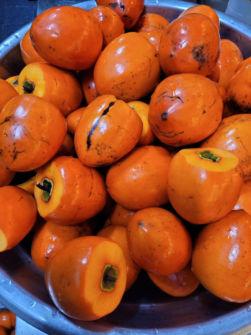 산골촌부님의 장터 판매 상품 [자연건조 대봉곶감 1kg(택배비 포함, 4kg까지는 1회부과)] 첨부 사진