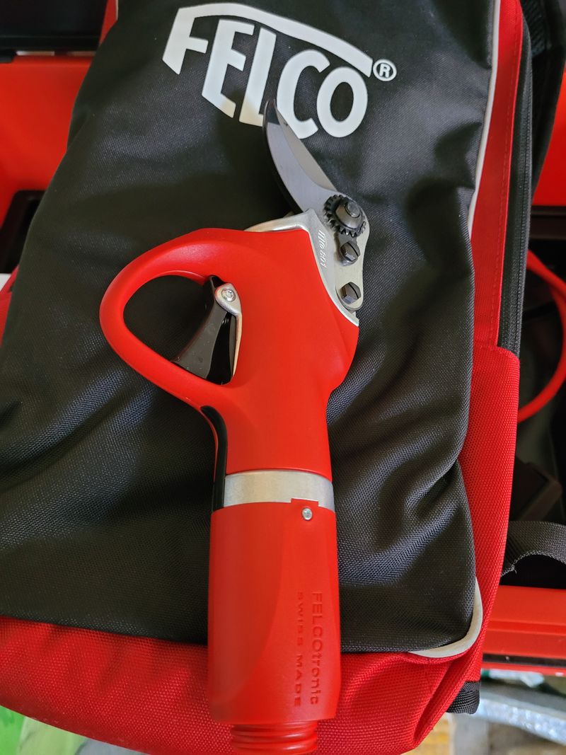 장터 상품 [전동 전정가위] 썸네일