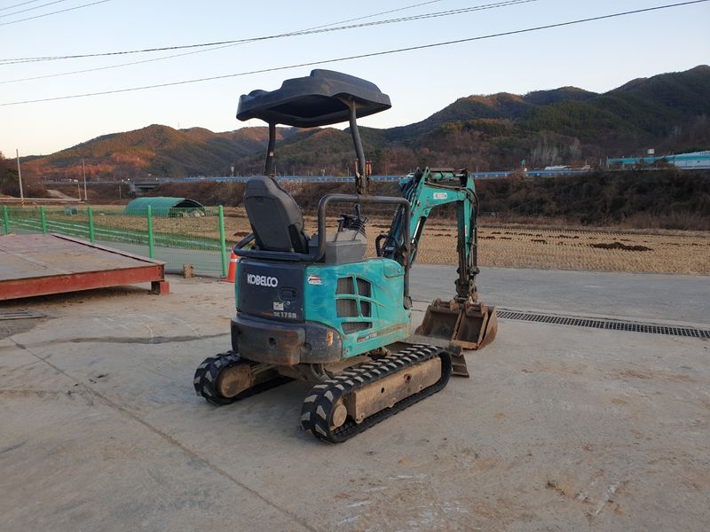 중고굴삭기 김동윤님의 장터 판매 상품 [1.7톤급 중고미니굴삭기 농장용굴삭기 코벨코SK17] 첨부 사진