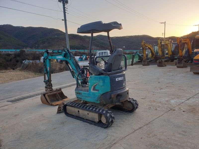 중고굴삭기 김동윤님의 장터 판매 상품 [1.7톤급 중고미니굴삭기 농장용굴삭기 코벨코SK17] 첨부 사진