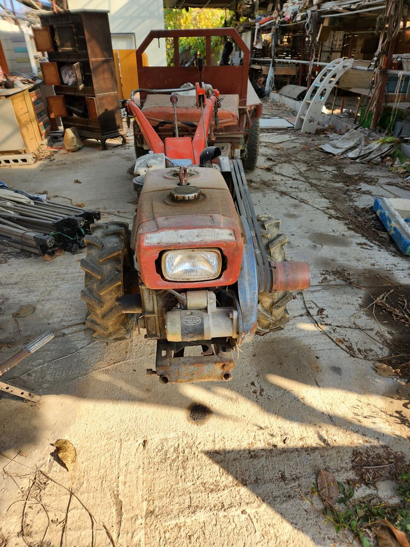 장터 상품 [경운기 팦니다] 썸네일