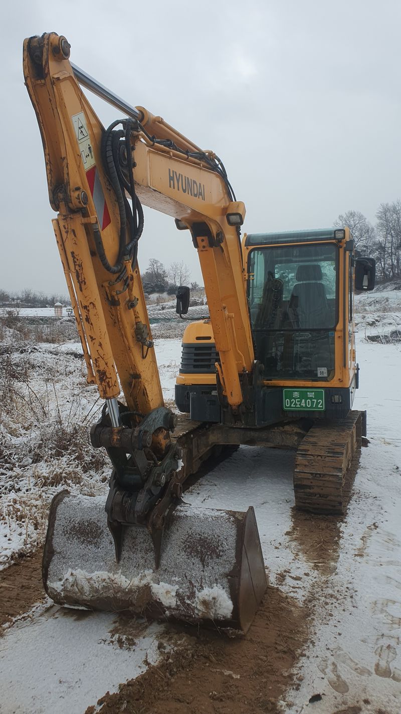박진성님의 장터 판매 상품 [<판매완료> 02굴삭기 현대 R55 2014년 포크레인] 첨부 사진