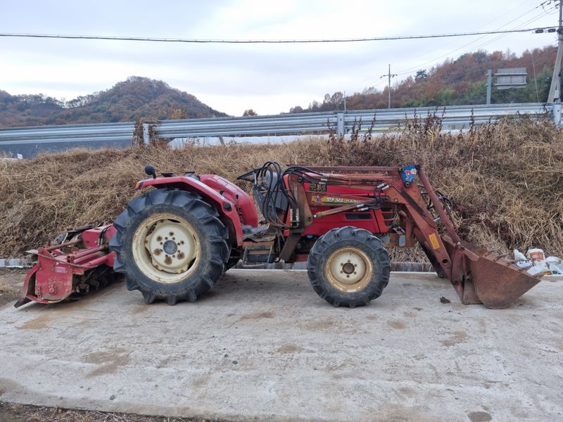 김찬수님의 장터 판매 상품 [국제 트랙터 AF400] 첨부 사진