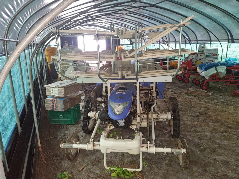 김찬수님의 장터 판매 상품 [동양 동양 TOP6 양파 정식기 6조 보행형 +파종기, 모종 포트(18000평 분량, 약 5000매)] 첨부 사진