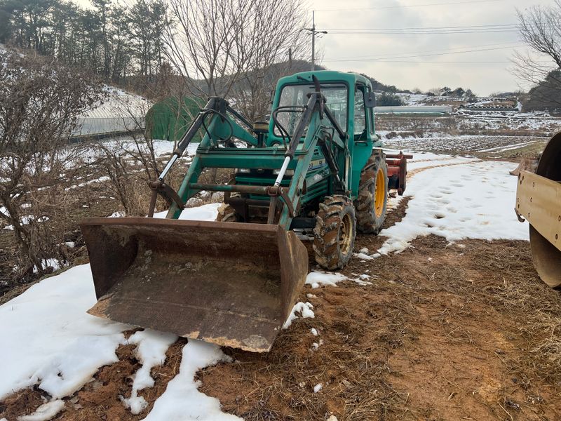 양현준님의 장터 판매 상품 [대동 D4351 트랙터] 첨부 사진