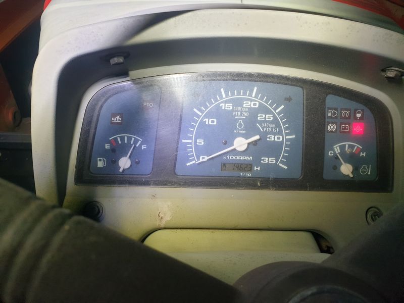 형제농원 (이상팔)님의 장터 판매 상품 [47마력 트랙터 ] 첨부 사진