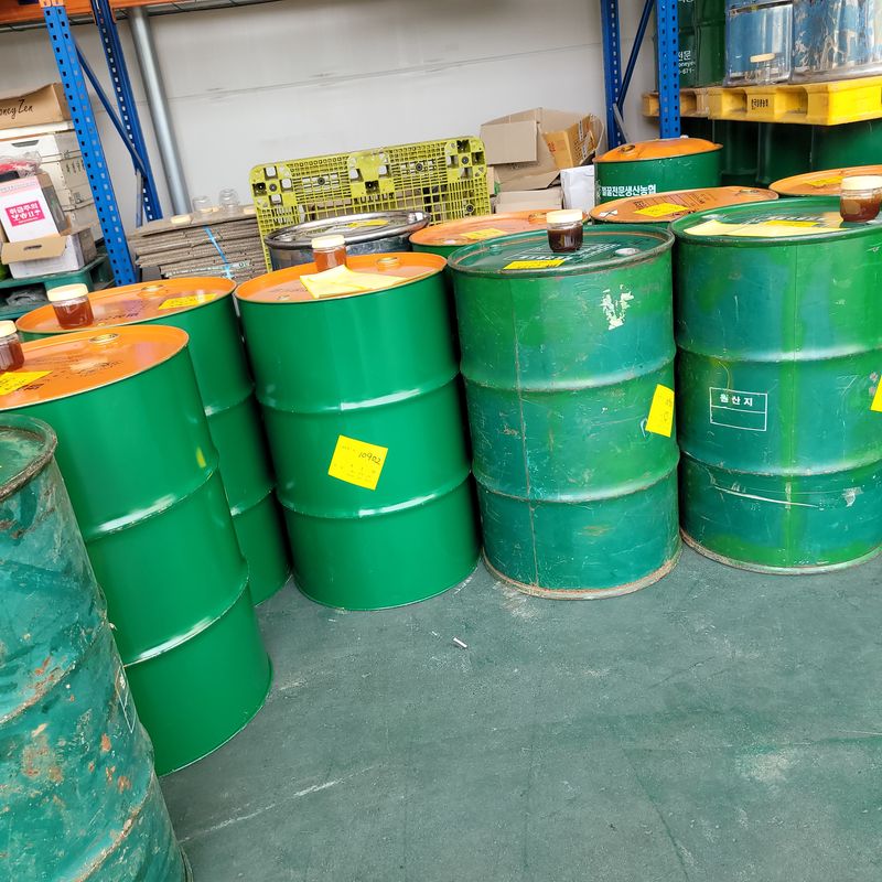 봉선이네봉장 님의 장터 판매 상품 [벌꿀 2.4kg 아카시 꿀  밤꿀  야생화꿀(잡화꿀)] 첨부 사진