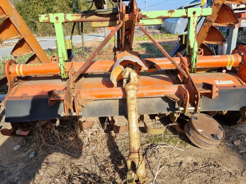 전영두님의 장터 판매 상품 [35마력용 로터리,써래,유압4련쟁기 팝니다] 첨부 사진