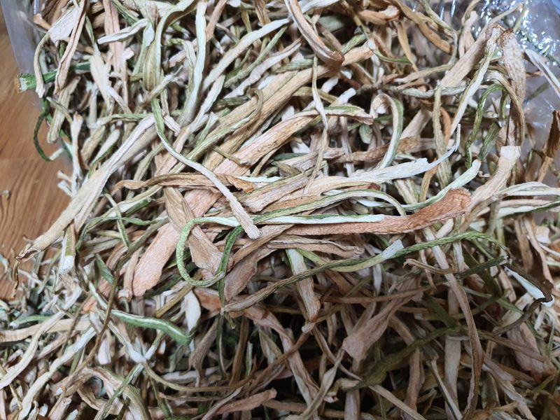 장터 상품 [국산 건토란줄기 1kg] 썸네일