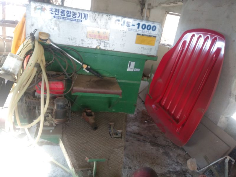 서동한님의 장터 판매 상품 [퇴비살포기.경운기] 첨부 사진