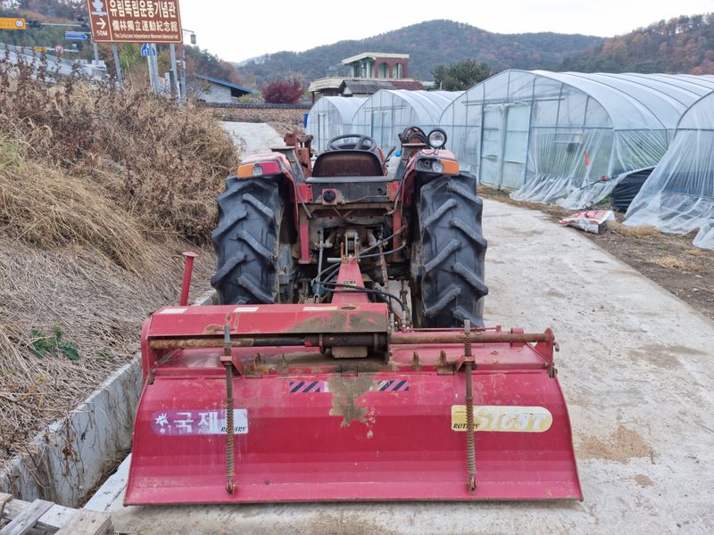 김찬수님의 장터 판매 상품 [국제 저상형 40마력 트랙터 ] 첨부 사진