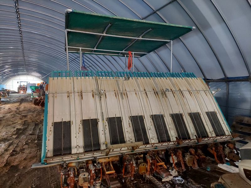 귤12224님의 장터 판매 상품 [구보다 8조식 이앙기 팔아요] 첨부 사진