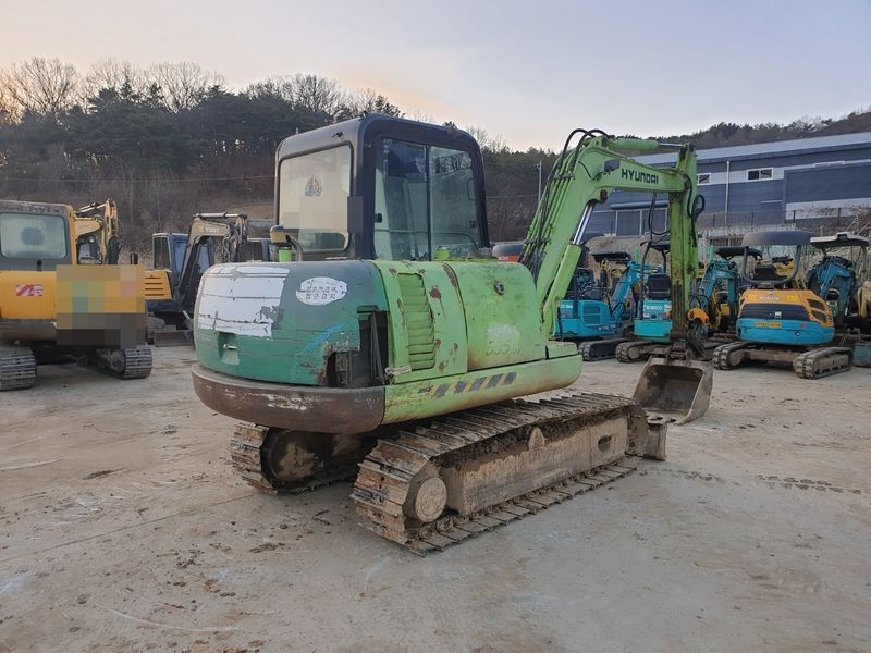 중고굴삭기 김동윤님의 장터 판매 상품 [02중고굴삭기 농장용굴삭기 2001년식 현대R555M 부가세없음] 첨부 사진