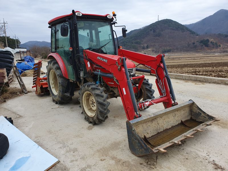 권우삼님의 장터 판매 상품 [트랙터(Luxen 560)] 첨부 사진