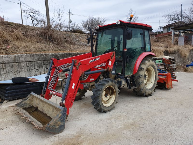 권우삼님의 장터 판매 상품 [트랙터(Luxen 560)] 첨부 사진