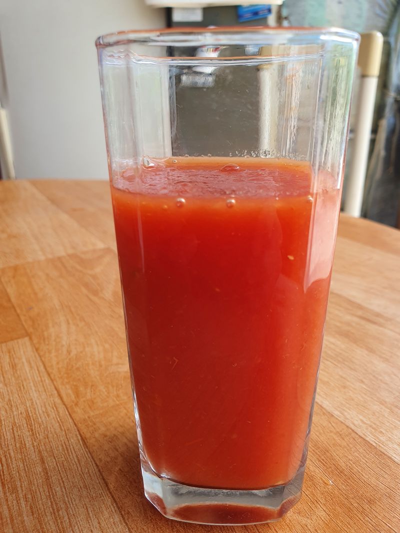 토마토누리 님의 장터 판매 상품 [토마토누리 농장에서 키운토마토를  사천시농업기술센터 HACCP 가공시설 에서 가공한100%토마토즙입니다] 첨부 사진