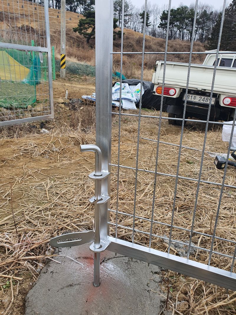 김재량  가을이야.님의 장터 판매 상품 [고라니,멧돼지 철망                     (햇빛에 터지지  않아 절대 녹이 나지않습니다.)] 첨부 사진