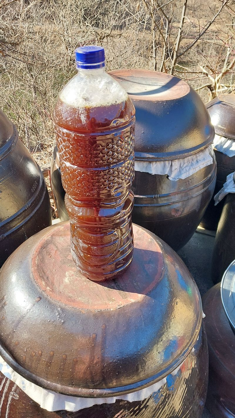 손경식님의 장터 판매 상품 [시골. 된장고추장 집간장1키로  만원입니다. 영천서손수담갔어요] 첨부 사진