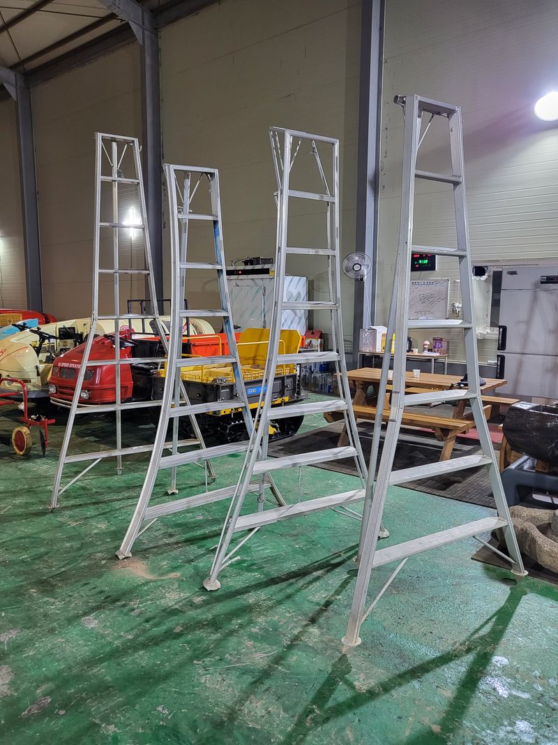 박현수님의 장터 판매 상품 [농업용 사다리 판매합니다 ] 첨부 사진