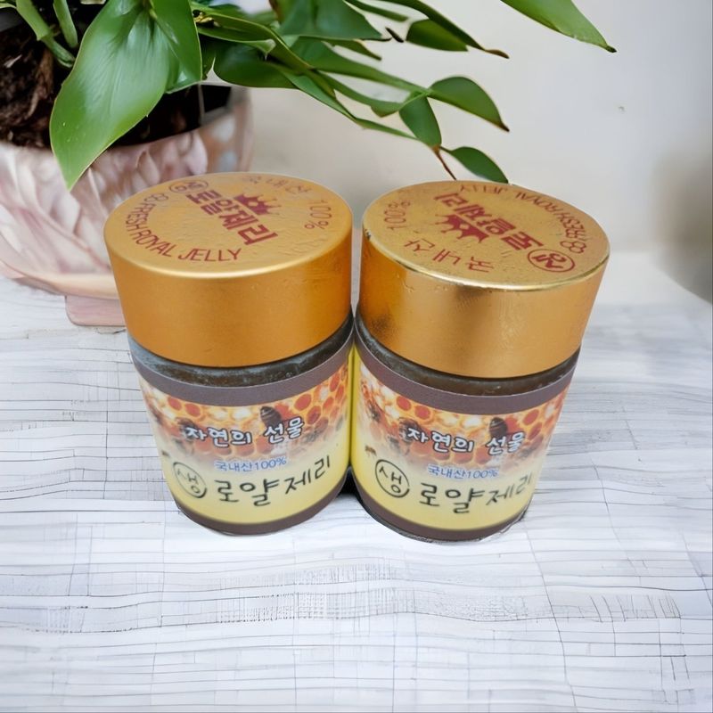 벌꿀*직접생산농장님의 장터 판매 상품 [숙성순수자연벌꿀 2.4kg 아카시아꿀.잡화꿀.밤꿀.로얄제리] 첨부 사진