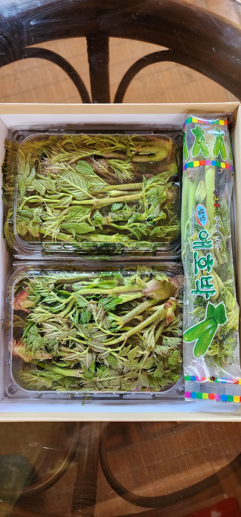 장터 상품 [경주홍두릅 1kg] 썸네일