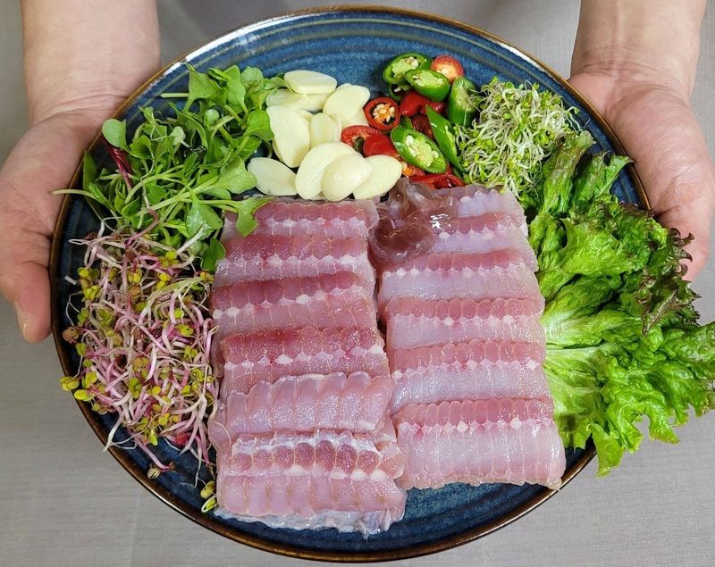 장터 상품 [국산홍어] 썸네일