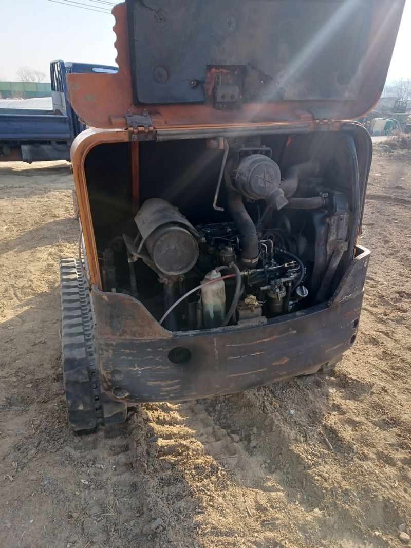 중고굴삭기 김동윤님의 장터 판매 상품 [중고미니굴삭기 대우솔라015 ] 첨부 사진