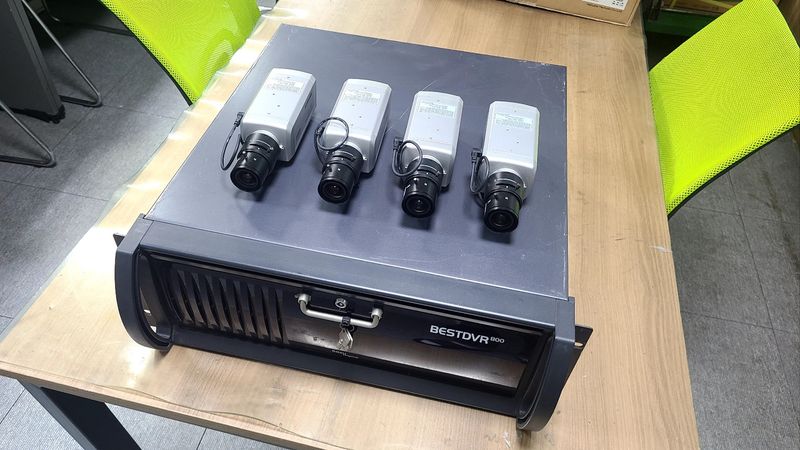 이종선님의 장터 판매 상품 [CCTV10개+ 녹화기1대 공짜] 첨부 사진