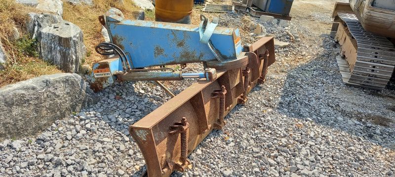 박창용님의 장터 판매 상품 [트렉터 제설기] 첨부 사진