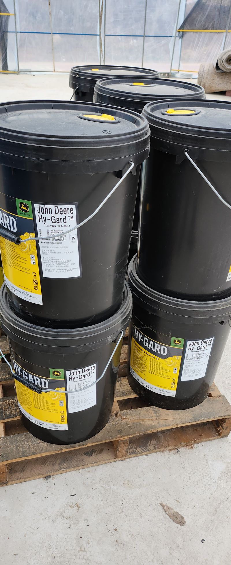 장터 상품 [존디어 기어오일,엔진오일(판매완료)] 썸네일