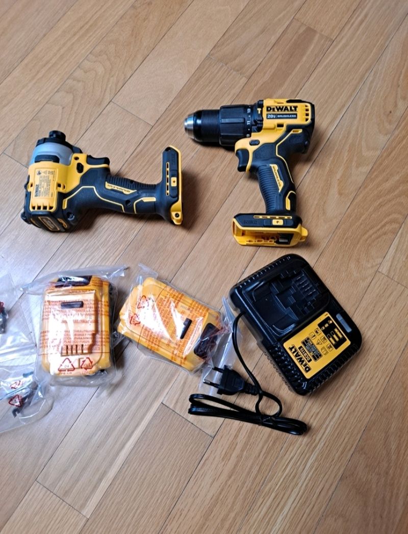 장터 상품 [디월트 DCK2062P2 충전콤보세트 20V 5.0AH 2팩 DCD709N DCF809N 햄머 임팩콤보] 썸네일