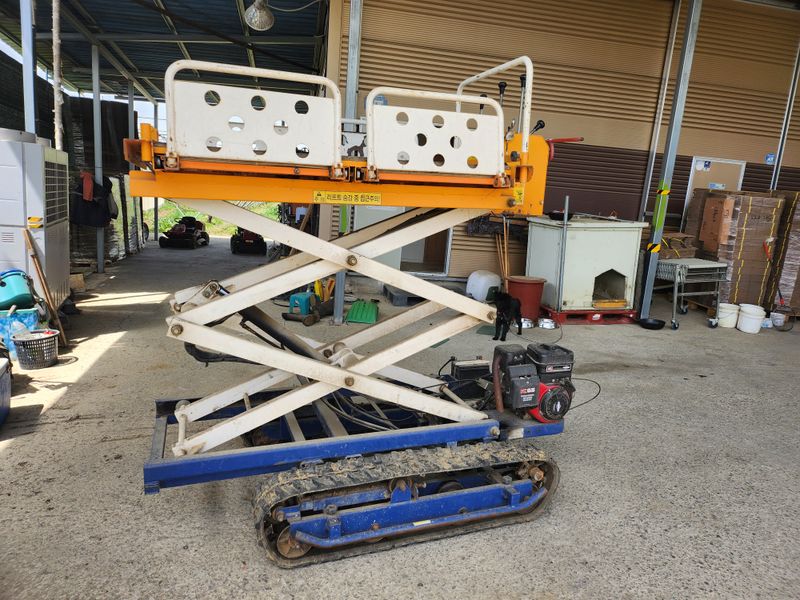 임춘식님의 장터 판매 상품 [엔진형 고소작업차] 첨부 사진