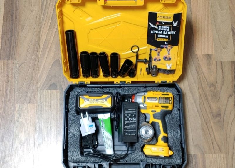 장터 상품 [독일 AIRUIDE 21V 고출력 무선 임팩드릴 렌치 충전 임팩 드라이버 전동드릴 소형] 썸네일