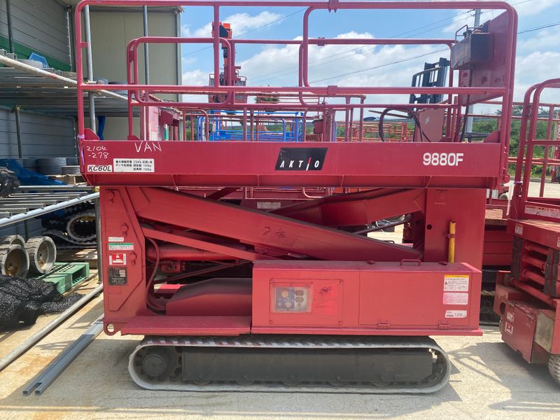 제우스렌탈 정용민님의 장터 판매 상품 [하부가높은 궤도고소장비 KC60] 첨부 사진