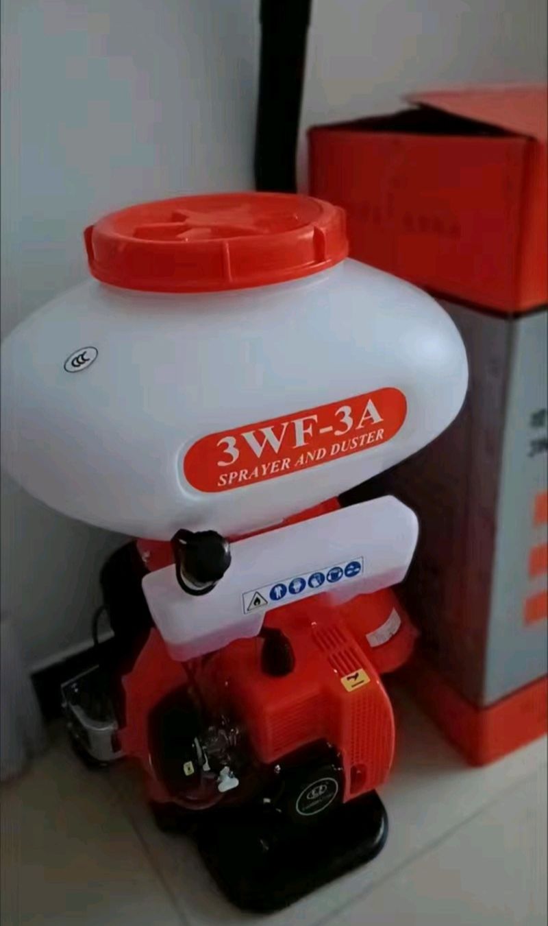 장터 상품 [4행정 비료살포기 미사용 ] 썸네일