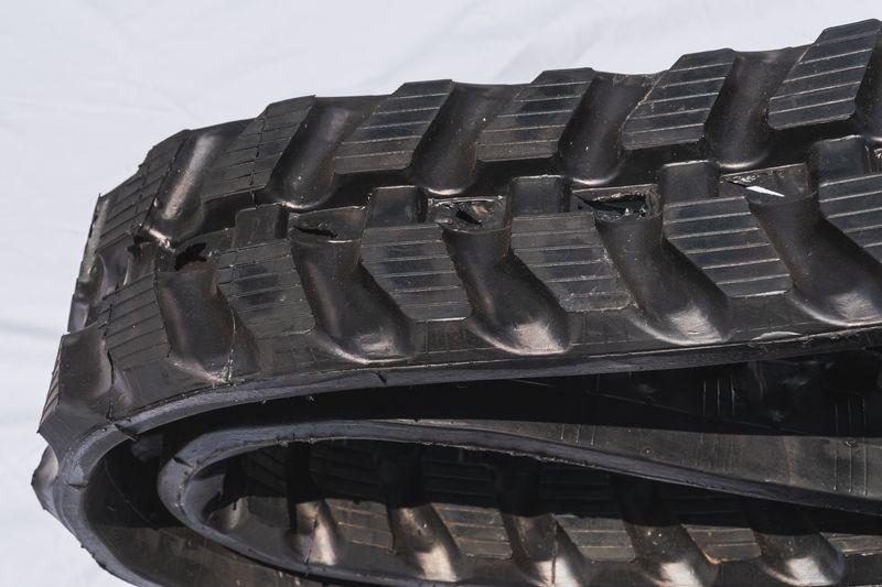 제우스렌탈 정용민님의 장터 판매 상품 [고무트랙, 굴삭기 트랙터 고소작업대 등등 사용가능] 첨부 사진