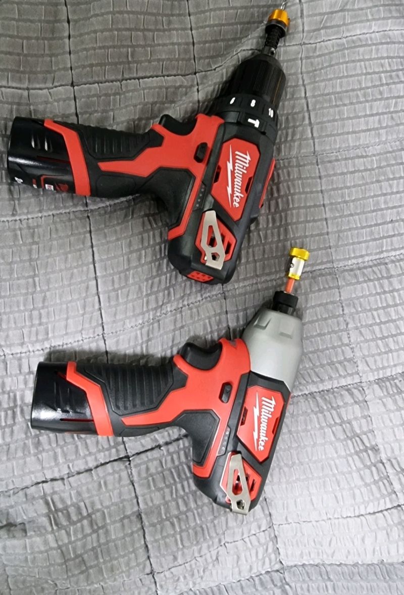 장터 상품 [밀워키 M12 BPP2B-202X 충전콤보세트 2.0AH 2팩 케이스포함 임팩드릴 햄머드릴 M12 BID M12 B] 썸네일