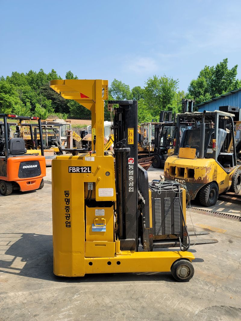 박진성님의 장터 판매 상품 [입식 지게차 1.2톤] 첨부 사진